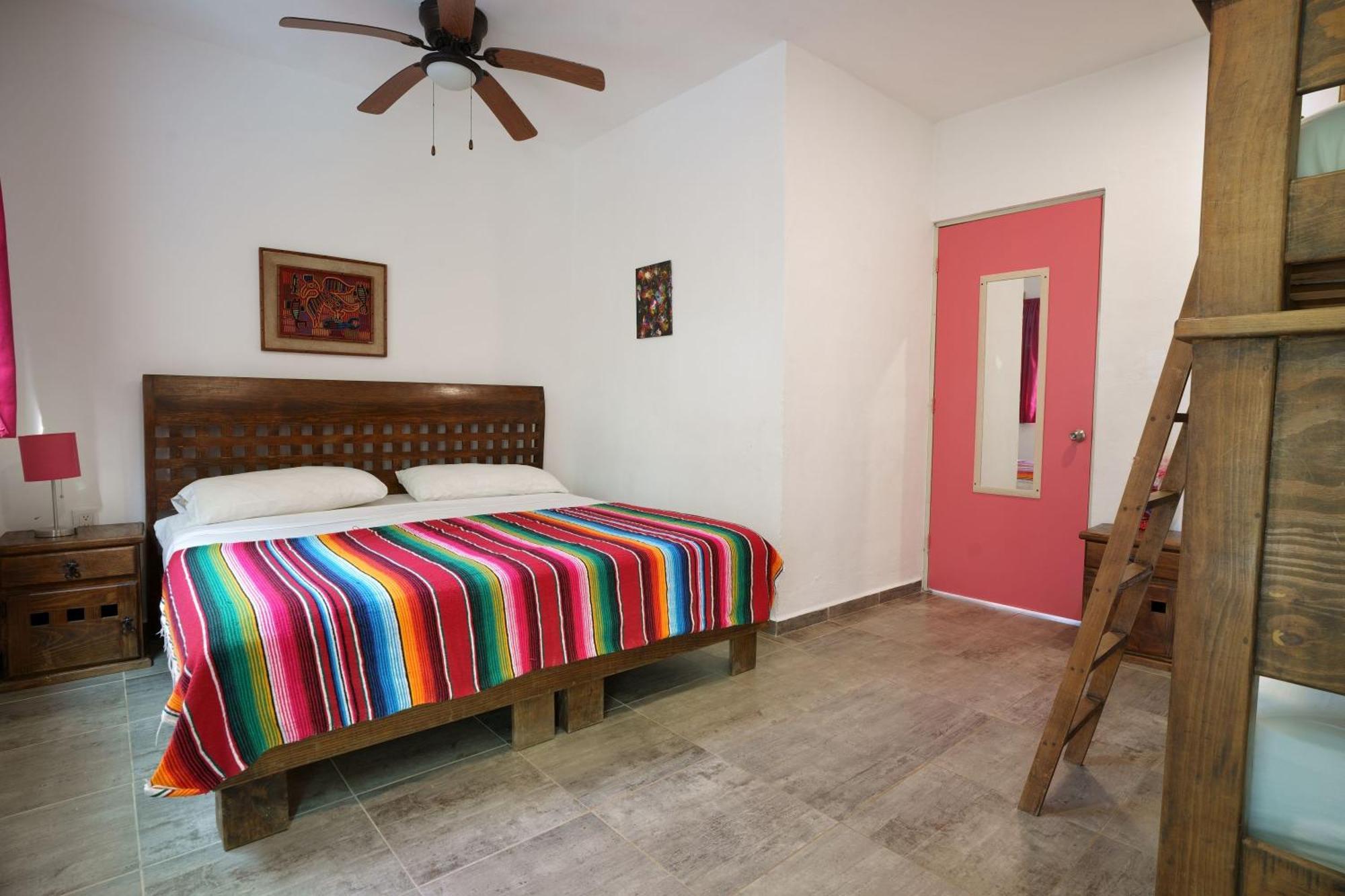 Casa De Colores Playa del Carmen Exterior photo